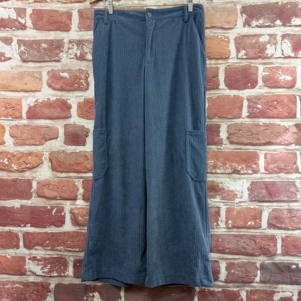 Earthbound Trading Co Pants Women's Medium Blue Corduroy Cargo Wide Leg Pockets